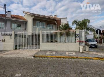 b5e45a456836c21b6cb391dec073b535314a4ee8 · Casa com 3 dormitórios à venda, 135 m² por R$ 1.500.000,00 - Dom Bosco - Itajaí/SC