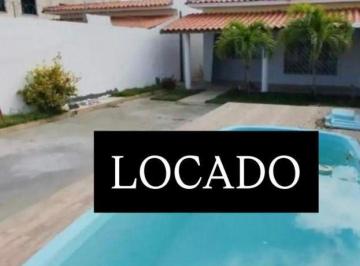c311ade1f20365ba99d2252d071787c774acd087 · Casa 3/4 sendo 1 suíte. Piscina. Condomínio Canto de Arembepe. Próximo ao Rio e ao Mar