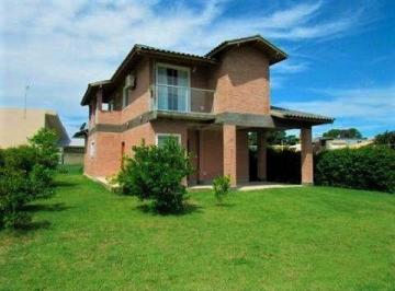 33abc0c7ad057f7cb5ce29894dbcd6ea4b1c544b · Casa em condomínio fechado com 4 dormitórios, 200 m² por R$ 1.100.000 - Rio Vermelho - Florianópolis