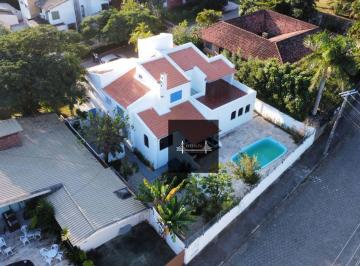 7f44e1bb48b58632eaa516dc41b1bbdefa0ca804 · Casa com 5 dormitórios, 346 m² - Lagoa da Conceição - Florianópolis