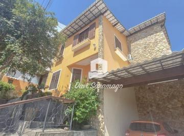 e9419f6297601fbe9c9548ce81b1e2b5e05d8616 · Casa de alto padrão em condomínio no coração de São Gonçalo !