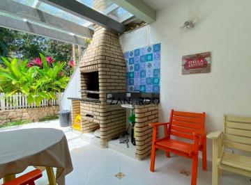 Espaço Gourmet · Casa em village para venda em Riviera de São Lourenço