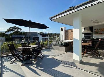 d4574e994309696ed603724418d13ac1aa12a1ab · Casa em village para venda em Riviera de São Lourenço