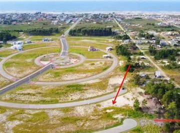 0b0aadc906782e13bc2a4dfc17bf0288b4c6c10e · Terreno no jardim américa à venda, por R$ 100.000 - Jardim America - Passo de Torres/SC
