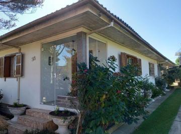 5905b051168605dba8e43eb919b7335d7e8d70fe · Casa Residencial à venda, Canela - CA0383.