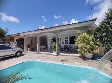 2510f71f24fa33e54251e399db5d1108670362e3 · Casa de 240m² à venda, com 4 quartos (1 suíte), localizada em Candeias, Jaboatão dos Guararapes - Pe