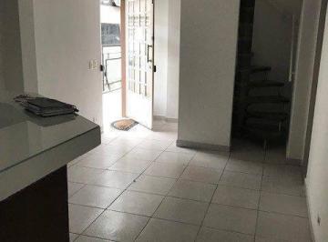 7dc4e569add89623d9d7fef6619007c0b8b58063 · Sala comercial com 51 m² na região do Bom Retiro.