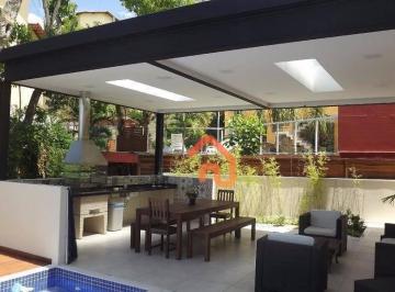6b6dd919860d522bb3e0e5b2e36f5a434a983d72 · Belissima casa de alto padrão, aconcehegante e cercada pela tranquilidade e natureza que só Niterói 