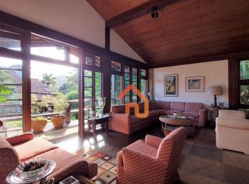 8eb51a4a4044cdfbc9e78131f5e08406b7c59d5c · Condomínio - Casa de 3 quartos, 2 suítes, anexo, piscina e 6 vagas de garagem à venda, 387 m², R$ 2.