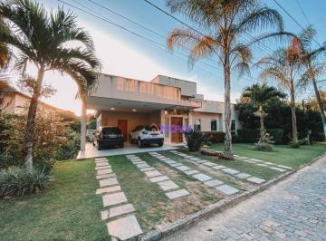 5d6cd9ba4f00c7d4b7e7d2eeaf5cf8efcbf7cd7e · Casa com 4 suítes para venda dentro de condomínio de alto padrão em Niterói-RJ.