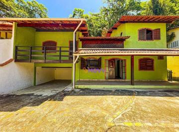 ac351f160b2a90da5344f294ec8b552606b8fb4c · Casa com 3 dormitórios à venda, 300 m² por R$ 800.000,00 - Serra Grande - Niterói/RJ