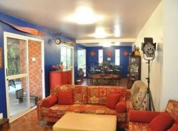 0107c27478fb4d6546211e1ab48352a83bb76e01 · Ótima casa de 4 Dormitórios 2 suites 5 banheiros