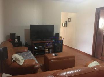422f7111250252df49b3344ecfcd9556f4c16621 · Excelente casa terrea com salão comercial ao lado