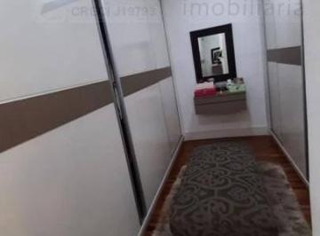 fcaa47e93ce4d95129b588a13aa2fc29bb68e784 · Excelente casa no miolo da Granja Viana!