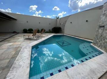 Casa · 404m² · 5 Quartos · 4 Vagas · Casa com 5 quartos à venda no Bairro Tibery - Uberlândia/MG