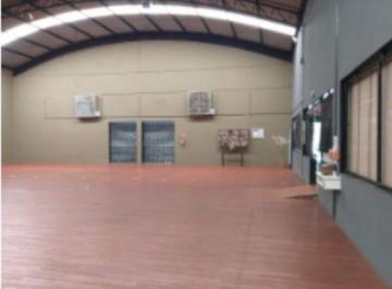 Comercial · 883m² · Galpão à venda, bairro Chácaras Tubalina E Quartel - Uberlândia/MG