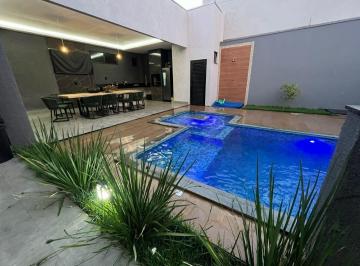 Casa · 191m² · 3 Quartos · 3 Vagas · Casa com 3 quartos à venda no Bairro Novo Mundo - Uberlândia/MG