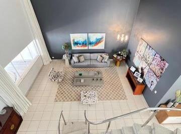 Casa · 340m² · 4 Quartos · 3 Vagas · Casa com 4 quartos à venda no Bairro Jardim Karaíba - Uberlândia/MG