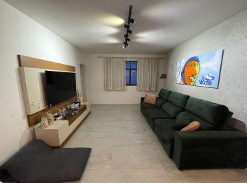 Apartamento · 192m² · 4 Quartos · 2 Vagas · Apartamento com 4 quartos à venda, bairro Centro - Uberlândia/MG