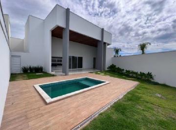 Casa · 650m² · 3 Quartos · 4 Vagas · Casa com 3 quartos à venda, Condomínio Splêndido - Uberlândia/MG
