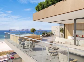 Apartamento · 290m² · 3 Quartos · 3 Vagas · Signature Cobertura Duplex na praia do Pepê Barra da Tijuca