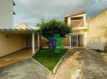 2d1d192c339d9c8383e5a9b71690c981deb6c76a · Casa com 2 dormitórios à venda, 133 m² por R$ 550.000,00 - Centro - Jacareí/SP