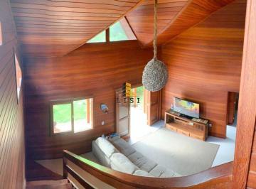 Casa · 116m² · 3 Quartos · 1 Vaga · Casa à venda na Praia do Mariscal Bombinhas/SC