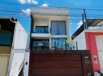 Casa · 300m² · 3 Quartos · 2 Vagas · Casa Alto Padrão com 3 suítes em contagem