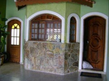 828515dd61bb5d3869b0680bdb83eeb59d37560b · Casa à Venda com 5 Dormitórios e Quintal em Atibaia