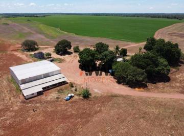 e3bb16edf0691b885335a844904c9aa2c2a92e72 · Fazenda à venda, 7018000 m² por R$ 30.000.000,00 - Centro - Divinópolis do Tocantins/TO