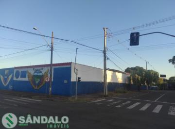4631711100.jpg · Barracão