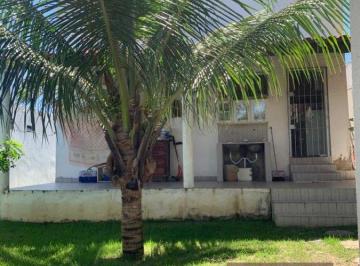 Casa · 250m² · 2 Quartos · 6 Vagas · Casa Duplex para Venda em Arembepe Camaçari-BA
