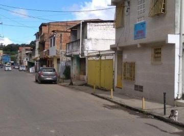 Comercial · 140m² · 8 Quartos · 1 Vaga · Prédio Residencial para Venda em São Cristóvão Salvador-BA