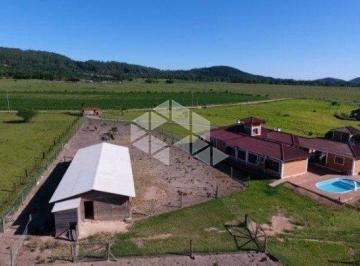 276335_i55u485gSk9868646iS8p_27633565f89b21df984.jpg · Fazenda/Sítio com 4 Quartos e 3 banheiros à Venda, 40.000m² , Bairro Lami