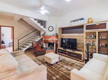 368914_iZx08I1zEQ6Yv355O04_36891464a8632e35f11.jpg · Casa com 4 dormitórios, 4 vagas com sacadas e terraço, no Bairro Cavalhada