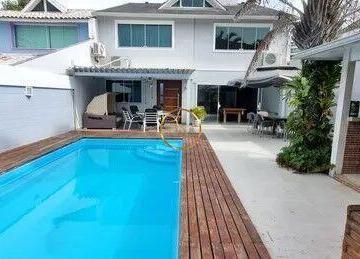 Casa · 490m² · 4 Quartos · 2 Vagas · Condomínio Vivendas do Sol - Linda casa 4 suítes