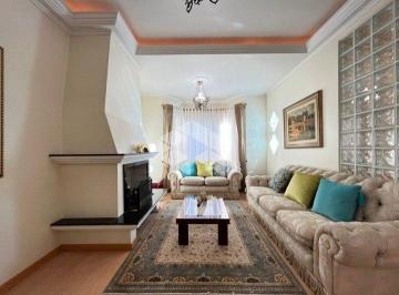 437852_iQ720U2_4378526540015aa8e85.jpg · Casa/ Sobrado 3 dormitórios, sendo 1 suíte, sala de estar com lareira, pátio, piscina. À venda no Ba