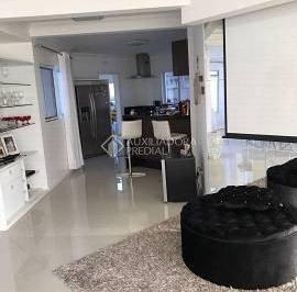 365774_iQ8703kdNW126_365774621680d344386.jpg · CASA PARA LOCAÇÃO ANUAL EM JURERÊ