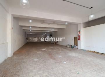 Comercial · 220m² · Comercial para aluguel - no Jardim Santo Antônio
