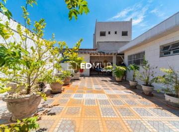 Casa · 223m² · 2 Quartos · Casa à venda - em Santa Teresinha