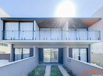Casa · 102m² · 2 Quartos · 2 Vagas · Casa duplex à venda com 2 quartos sendo 2 suítes em Ingleses, Florianópolis /SC