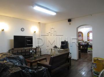 Casa · 248m² · 4 Quartos · Casa à venda - no Centro