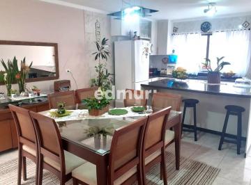 Casa · 198m² · 3 Quartos · Casa à venda - na Vila Camilópolis