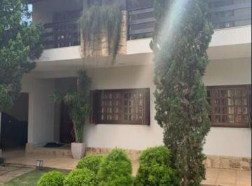 Casa · 700m² · 4 Quartos · 4 Vagas · Casa no Condomínio Casa da Lua