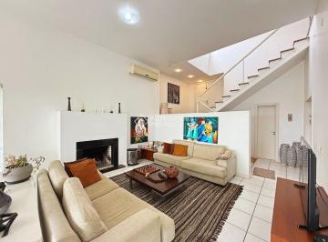 Casa · 465m² · 4 Quartos · 2 Vagas · Casa à venda de 465 m² com 3 quartos e 3 vagas no bairro Nonoai
