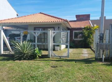 471211_ihpb974fh4539f6_471211660b5aec21e10.jpg · Casa com 4 quartos no bairro Centro