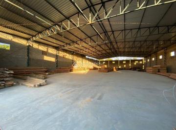 Comercial · 450m² · Excelente terreno com deposito oportunidade para locação comercial na Avenida Edgar Pires de Castro