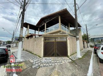 c44f02f2d899c7b6d6c43e445e7bea48e734d764 · Casa semi isolada de esquina com amplo terraço gourmet 2 dormitórios à venda por R$ 860.000 Boqueirã