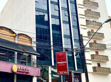 Comercial · 1880m² · Prédio comercial moderno no centro de Curitiba- Op