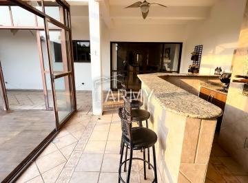 Casa · 300m² · 3 Quartos · 4 Vagas · SOBRADO COM 3 SUÍTES E PISCINA A VENDA JOÃO GUALBE